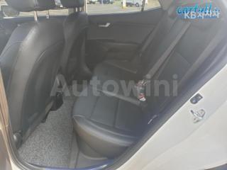2020 KIA STONIC GASOLINE 1.4 MPI PRESTIGE - 17