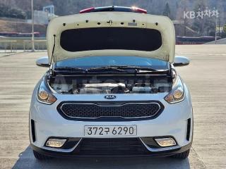 2018 KIA  NIRO 1.6 HEV PRESTIGE - 11