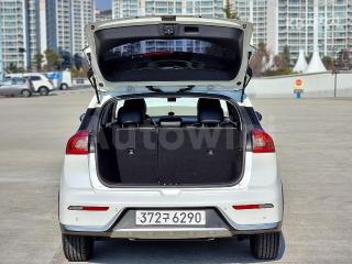 2018 KIA  NIRO 1.6 HEV PRESTIGE - 12
