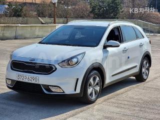 2018 KIA  NIRO 1.6 HEV PRESTIGE - 17