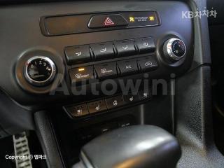 2019 KIA THE BOLD 2.0 DIESEL 2WD LUXURY - 16