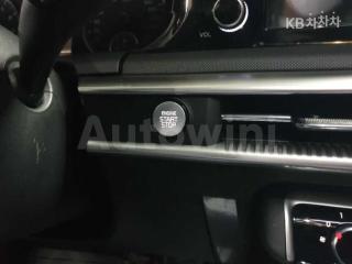 2021 KIA K5 3RD GEN 2.0 GASOLINE TRENDY - 11