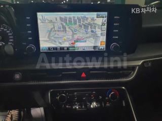 2021 KIA K5 3RD GEN 2.0 GASOLINE TRENDY - 12