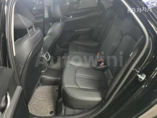 2021 KIA K5 3RD GEN 2.0 GASOLINE TRENDY - 14