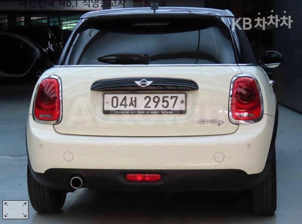 WMWXT3106J2G01263 2018 MINI COOPER D 1.5 BASIC-2