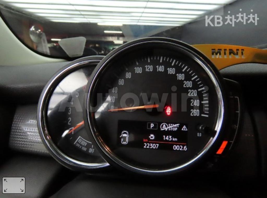 2018 MINI COOPER D 1.5 BASIC - 9