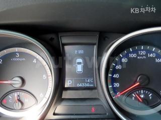 2016 HYUNDAI MAXCRUZ DIESEL(E-VGT)2.2 2WD EXCLUSIVE 7 SEATS BASIC - 8