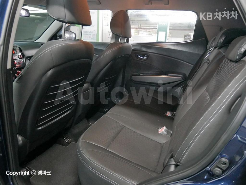 2017 SSANGYONG TIVOLI AIR 2WD IX - 11