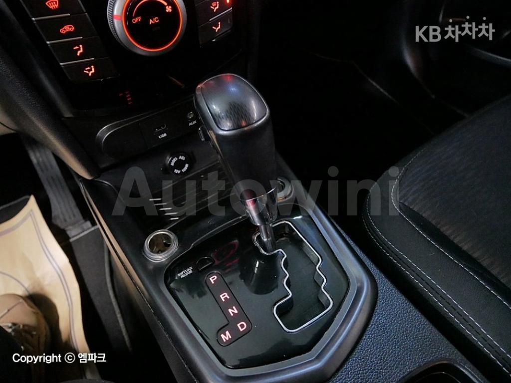 2017 SSANGYONG TIVOLI AIR 2WD IX - 16
