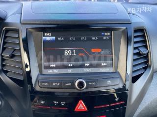 2017 SSANGYONG TIVOLI AIR 2WD IX PLUS PACKAGE - 12