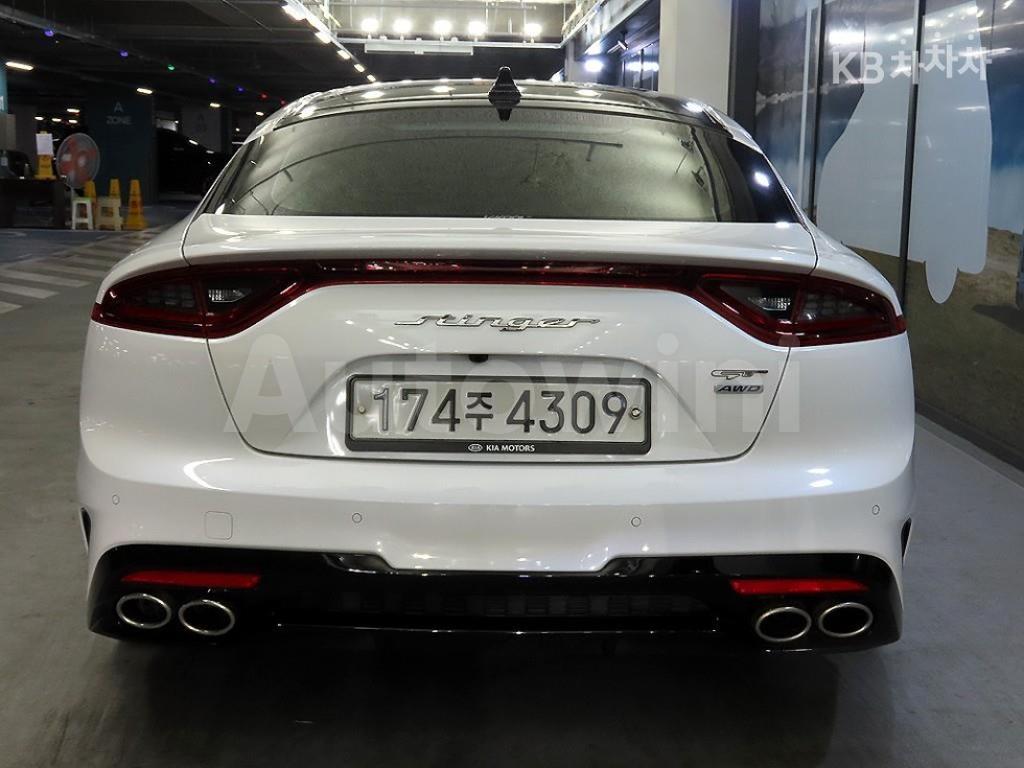 KNAE651BDLS079681 2020 KIA STINGER 2.2 DIESEL 4WD PLATINUM-4