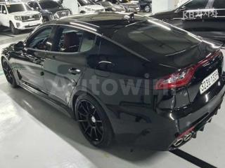 KNAE651BDLS074728 2020 KIA STINGER 2.2 DIESEL 4WD PLATINUM-2