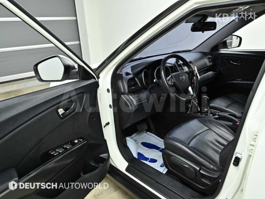 2016 SSANGYONG TIVOLI AIR 2WD IX - 11