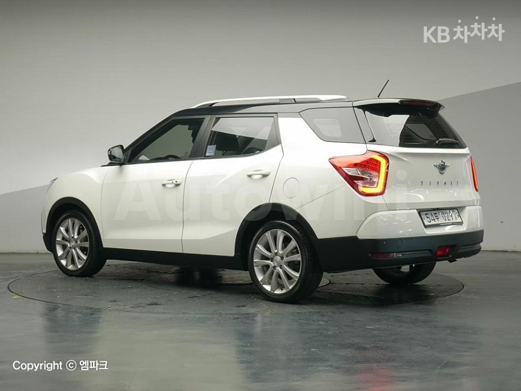 KPBXL3AR1HP134236 2017 SSANGYONG TIVOLI AIR GASOLINE 2WD IX-2
