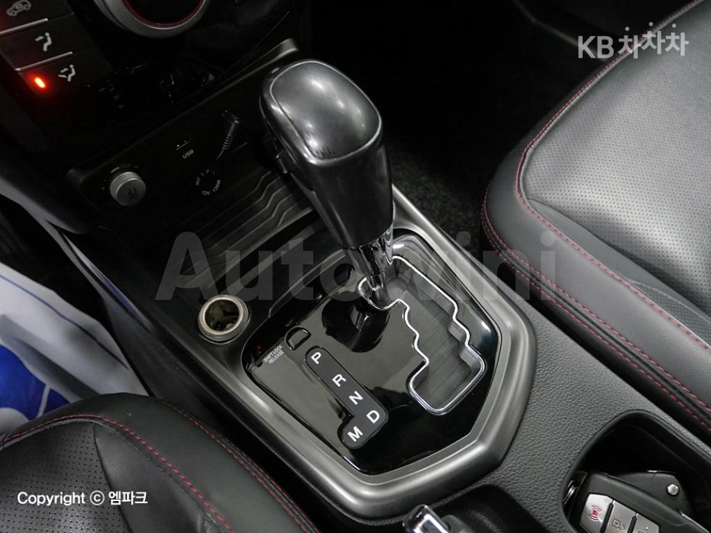 2017 SSANGYONG TIVOLI AIR GASOLINE 2WD IX - 12