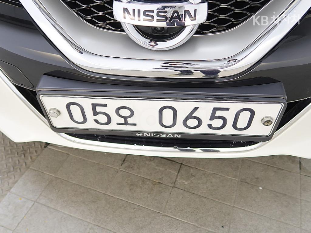 2016 NISSAN MAXIMA 3.5 플라티늄 - 12