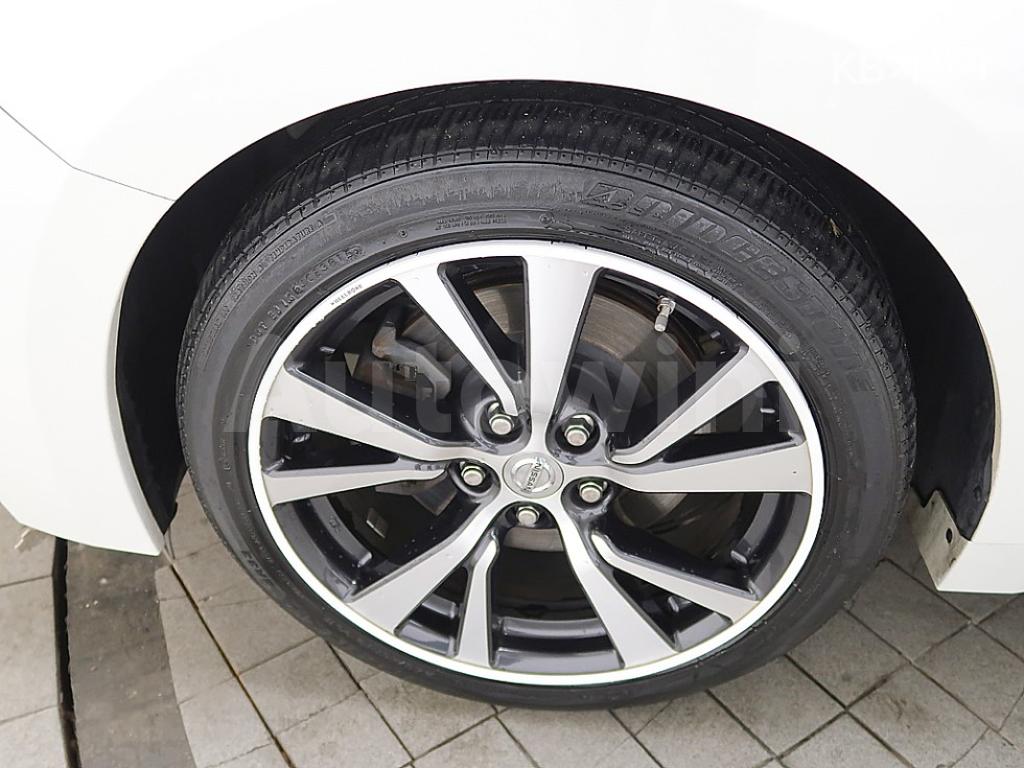 2016 NISSAN MAXIMA 3.5 플라티늄 - 7
