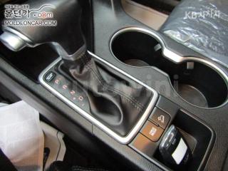 2019 KIA THE BOLD 2.0 DIESEL 2WD LUXURY - 12