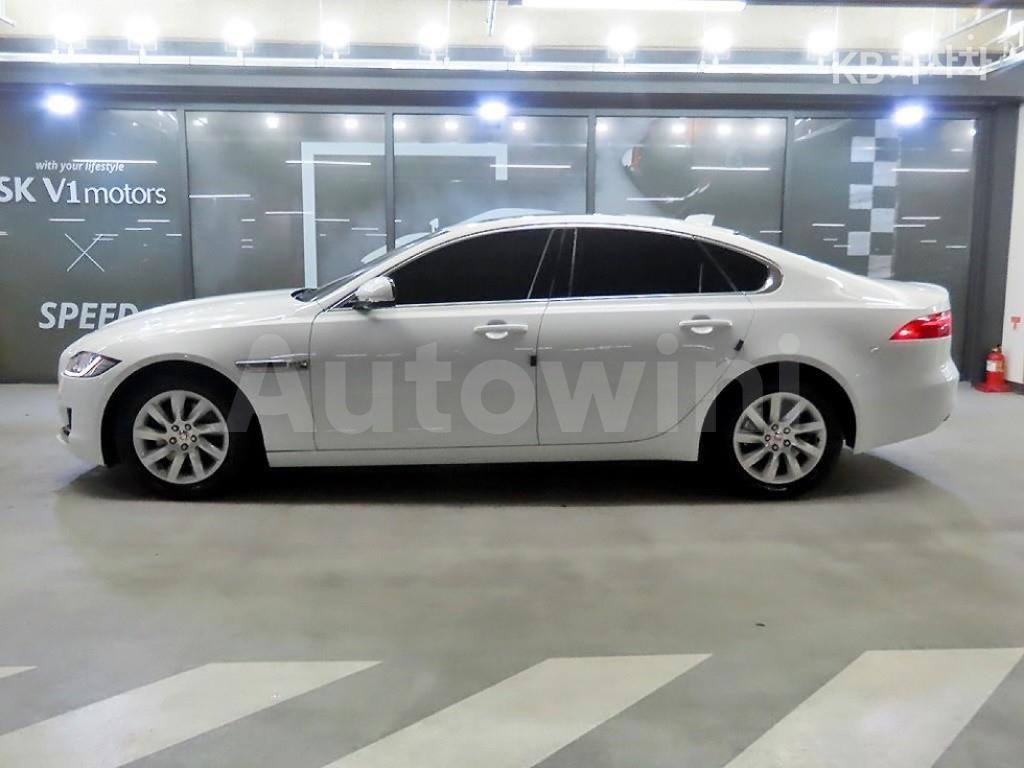 SAJBA4BN2HCY36099 2017 JAGUAR XF 2.0D PRESTIGE AWD-2