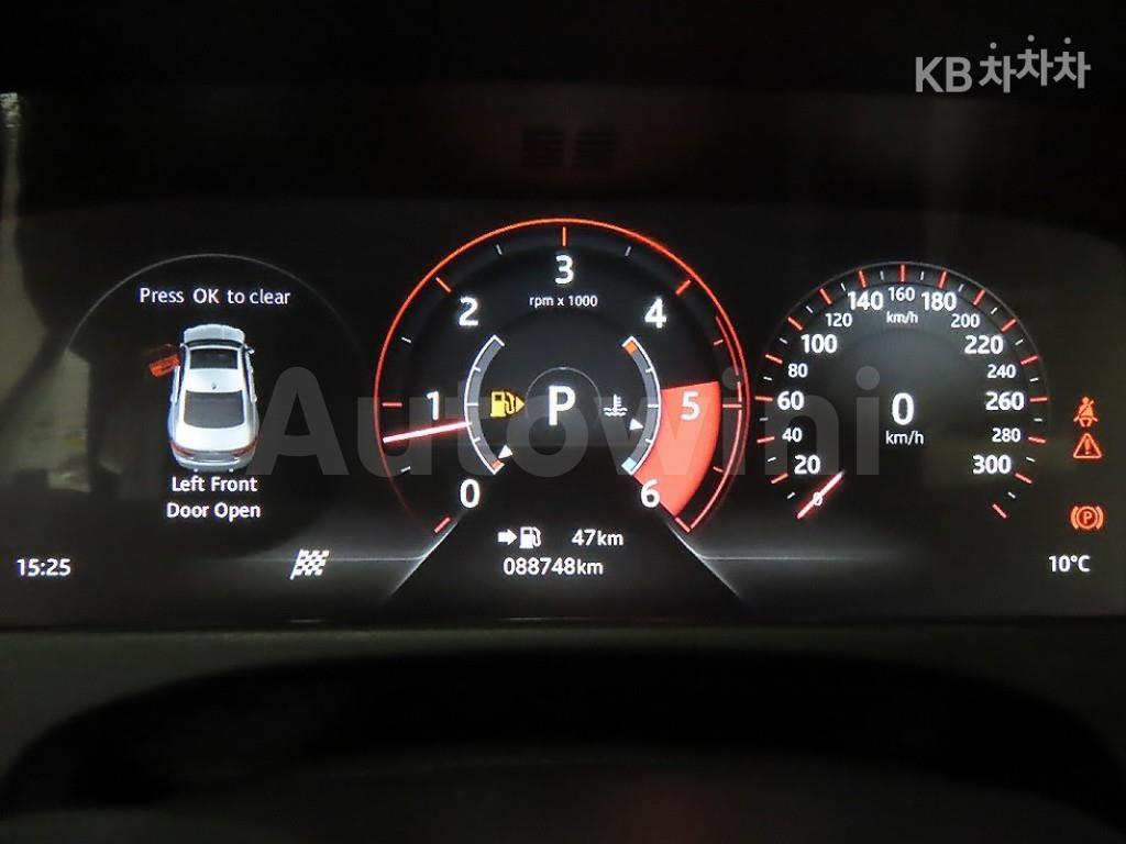 2017 JAGUAR XF 2.0D PRESTIGE AWD - 9