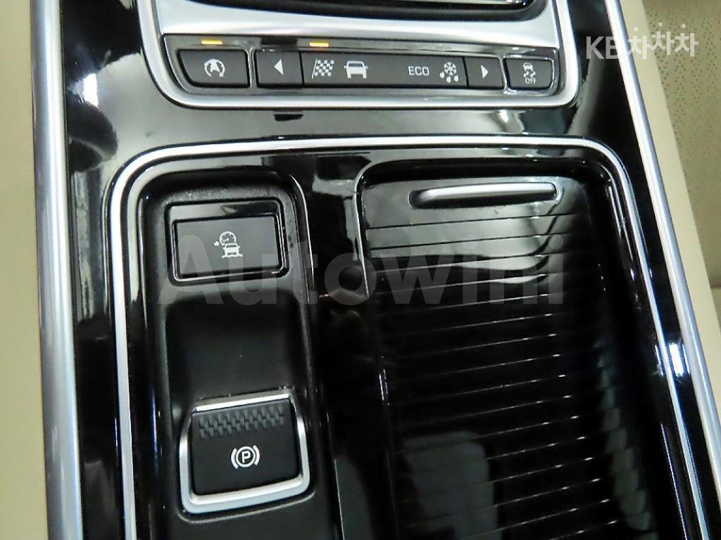 2017 JAGUAR XF 2.0D PRESTIGE AWD - 13