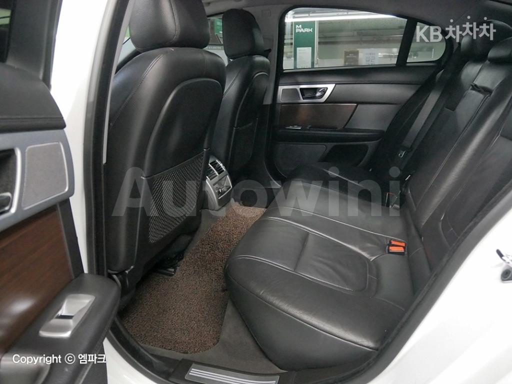 2014 JAGUAR XF 2.2D LUXURY X250(11~) - 11