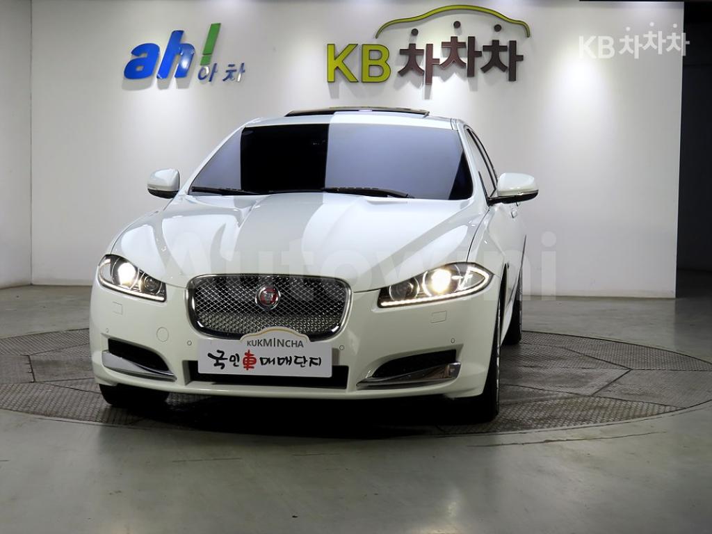 SAJAA0543ENU24605 2014 JAGUAR XF 3.0D LUXURY(12년~)-1