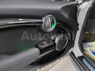 2020 MINI COOPER 1.6 SE - 9