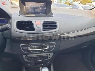 2014 RENAULT SAMSUNG SM3 GENERATION RE16 - 19