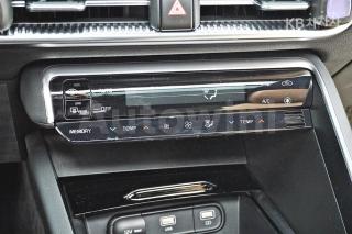 2020 KIA K5 3RD GEN 1.6 GASOLINE TURBO SIGNATURE - 13