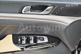 2020 KIA K5 3RD GEN 1.6 GASOLINE TURBO SIGNATURE - 18