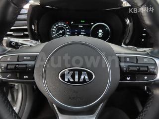 2020 KIA K5 3RD GEN 1.6 GASOLINE TURBO SIGNATURE - 13
