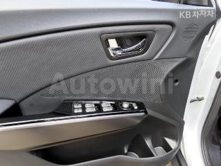 2017 SSANGYONG TIVOLI AIR 4WD RX - 11