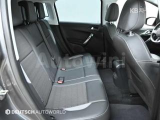 2019 PEUGEOT 2008 1.5 BLUEHDI ALLURE - 12