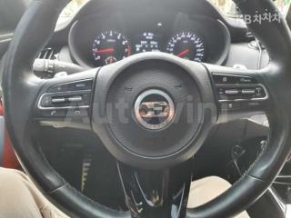 2020 KIA STINGER 2.0 TURBO 4WD PLATINUM - 10