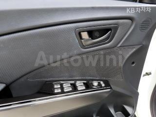 2016 SSANGYONG TIVOLI AIR 4WD AX - 11
