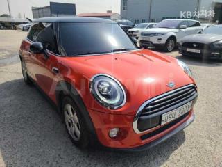 WMWXP5107K2H92872 2019 MINI COOPER 1.6 SE-2