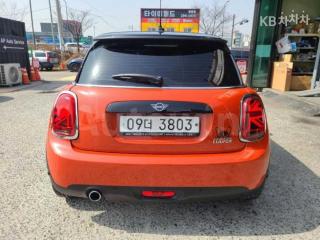 WMWXP5107K2H92872 2019 MINI COOPER 1.6 SE-4