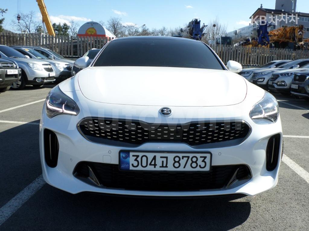 KNAE351ADLS086702 2020 KIA STINGER 2.0 TURBO 4WD PLATINUM-1