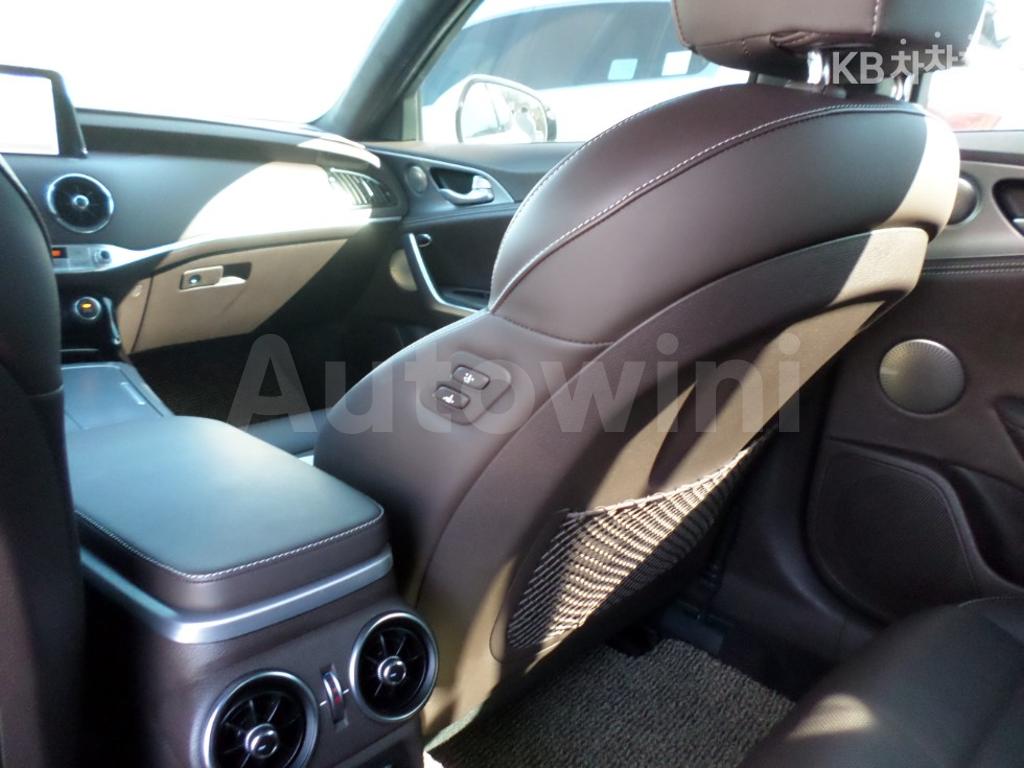 2020 KIA STINGER 2.0 TURBO 4WD PLATINUM - 16