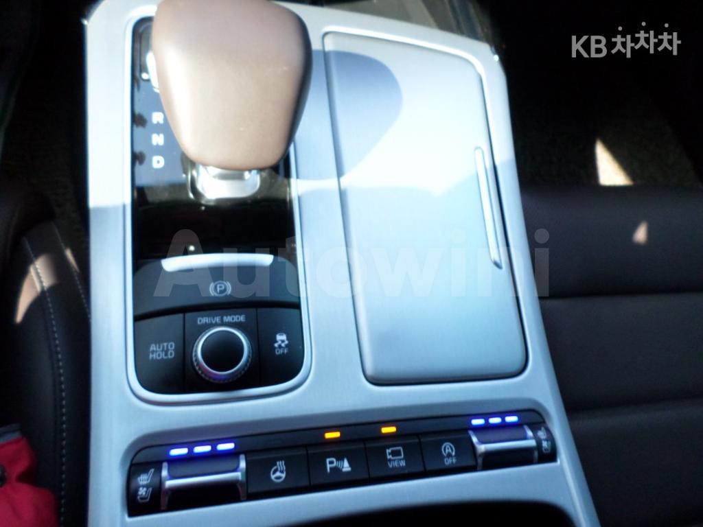 2020 KIA STINGER 2.0 TURBO 4WD PLATINUM - 25