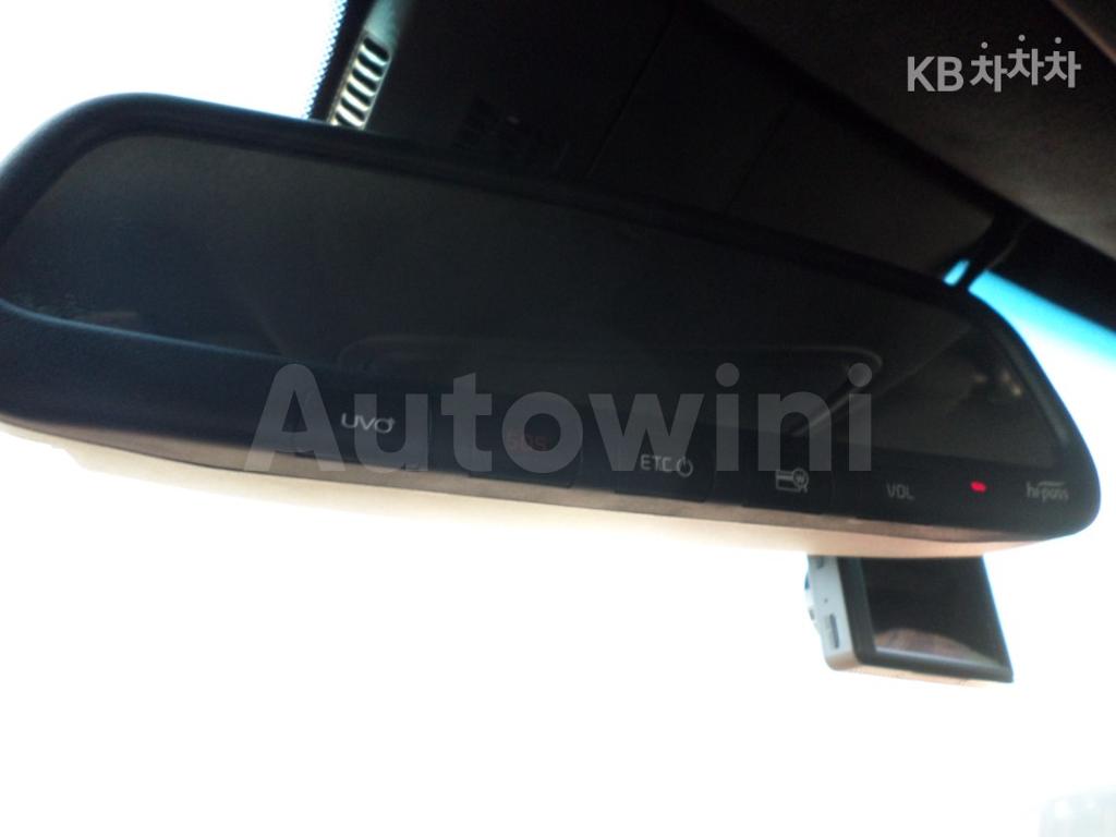 2020 KIA STINGER 2.0 TURBO 4WD PLATINUM - 27
