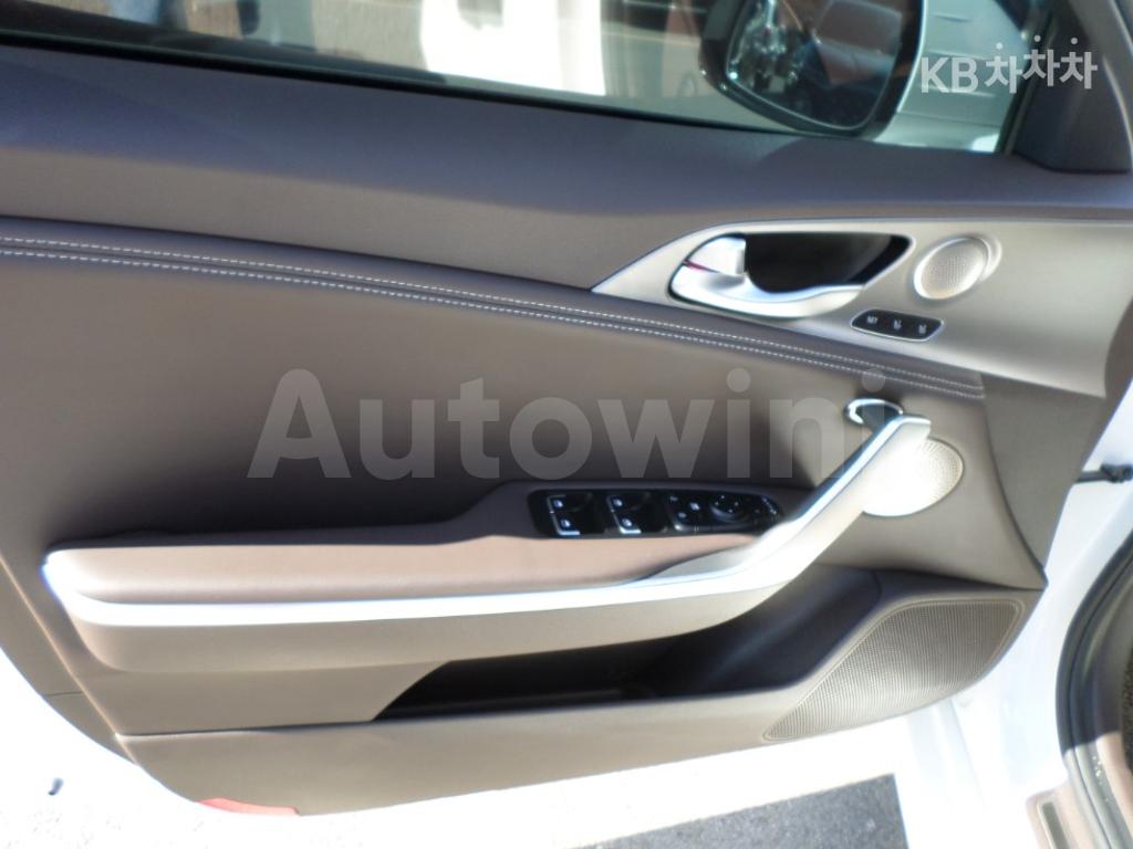 2020 KIA STINGER 2.0 TURBO 4WD PLATINUM - 32