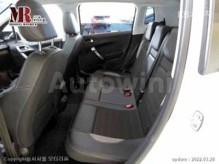 VF3CUYHXNKY064407 2019 PEUGEOT 2008 1.5 BLUEHDI ALLURE-5