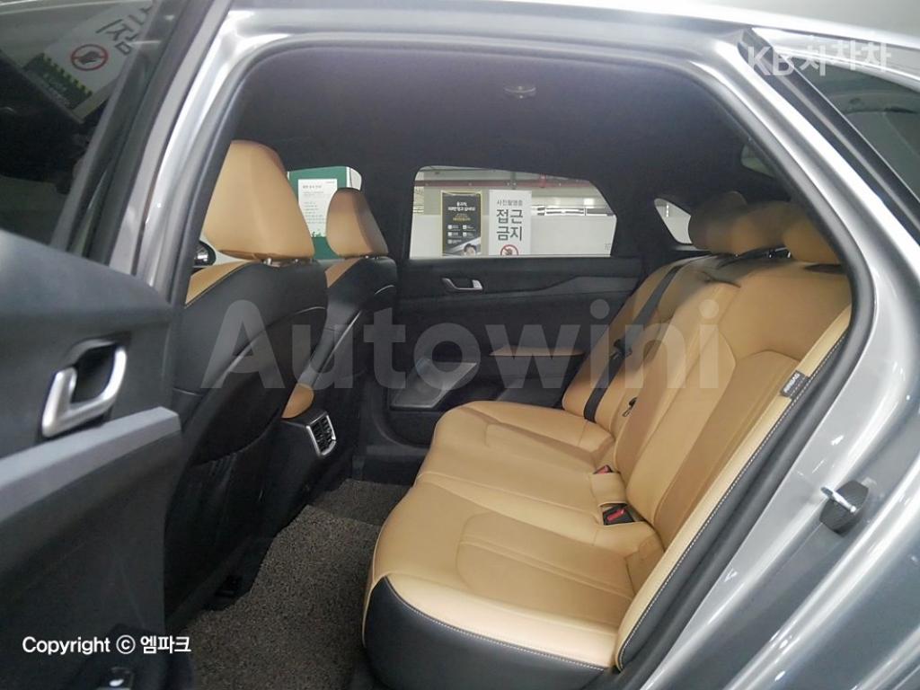 2020 KIA K5 3RD GEN 1.6 GASOLINE TURBO PRESTIGE - 11