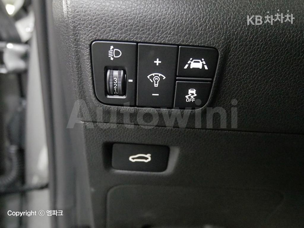 2020 KIA K5 3RD GEN 1.6 GASOLINE TURBO PRESTIGE - 16