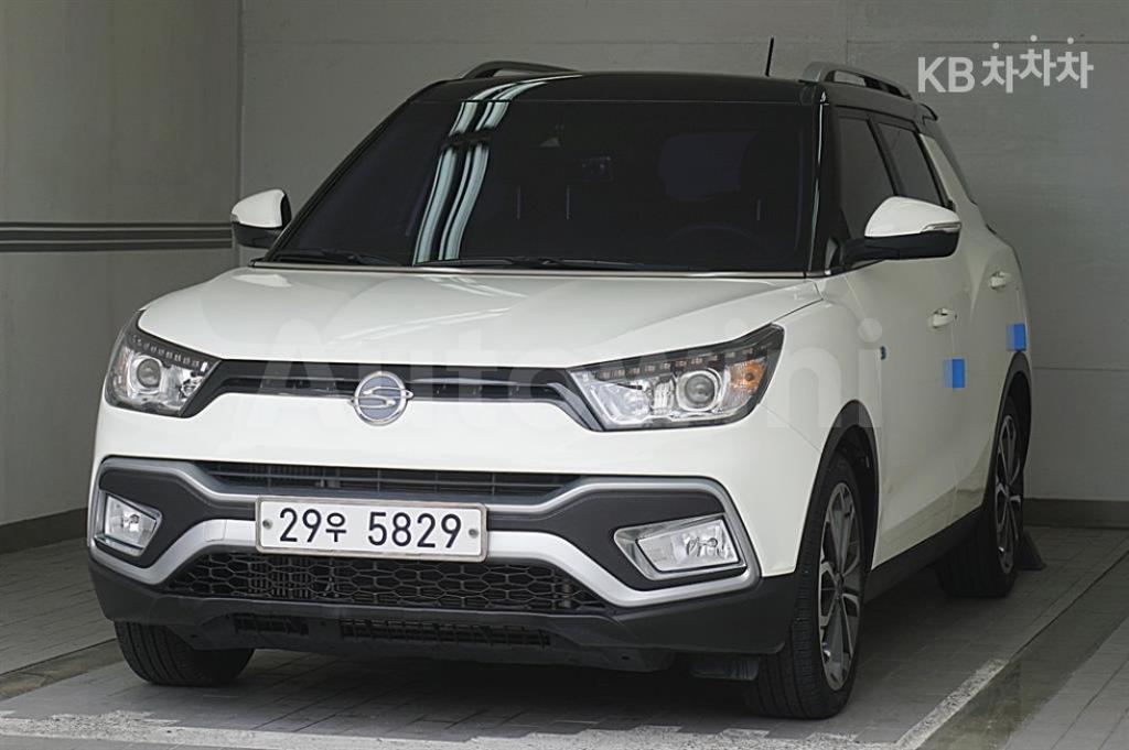 KPBXL3AP1HP139318 2017 SSANGYONG TIVOLI AIR 2WD IX-1