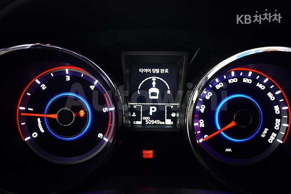 2017 SSANGYONG TIVOLI AIR 2WD IX - 10
