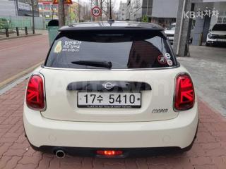 WMWXP5109K2H40143 2019 MINI COOPER 1.6 SE-4