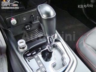 2018 SSANGYONG TIVOLI AIR GASOLINE 2WD IX - 17